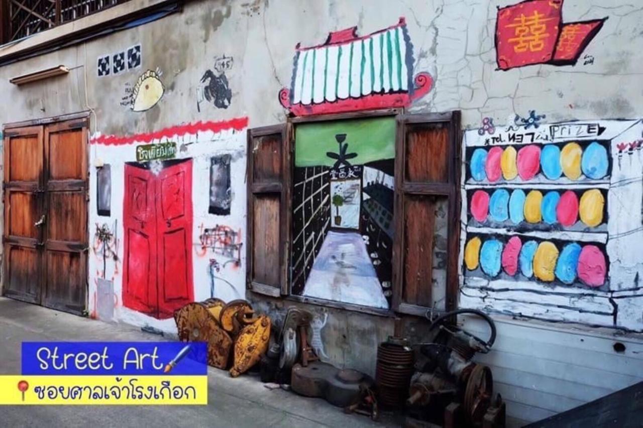 Four Sisters Homestay Bangkok Exterior photo